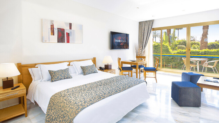 Sunset Beach Club Benalmadena